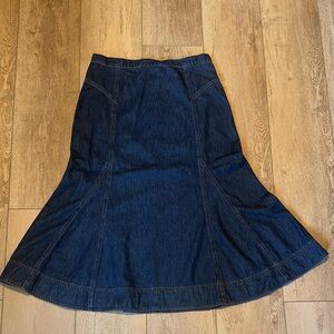 Denim Midi Circle Skirt in Avonmore Wash: Airy Denim Edition Size 32